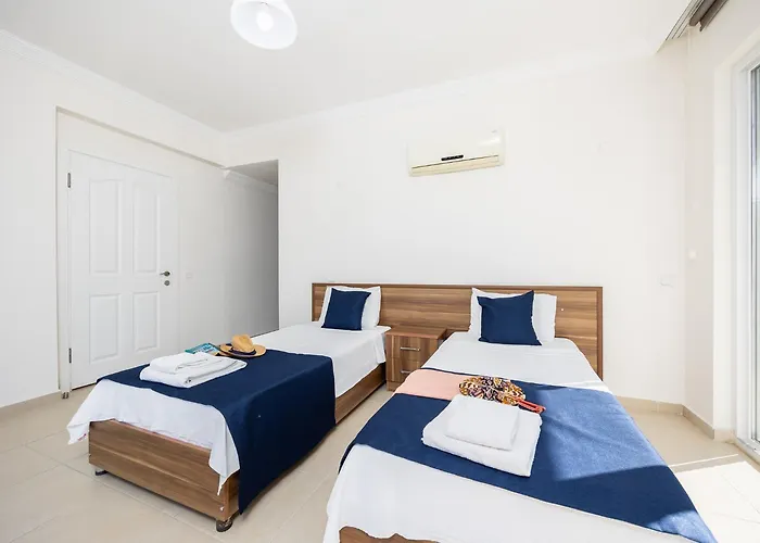 Four Seasons Ολουντενίζ