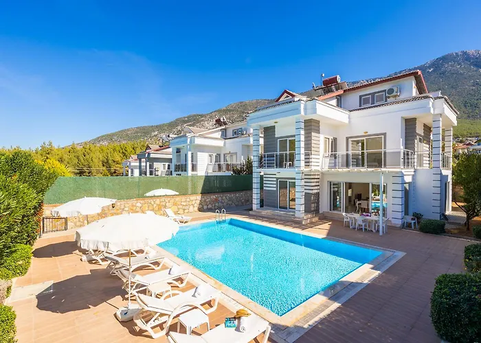 Βίλα Four Seasons *