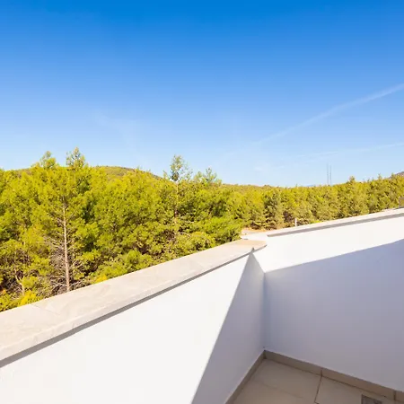 فيلة Four Seasons *