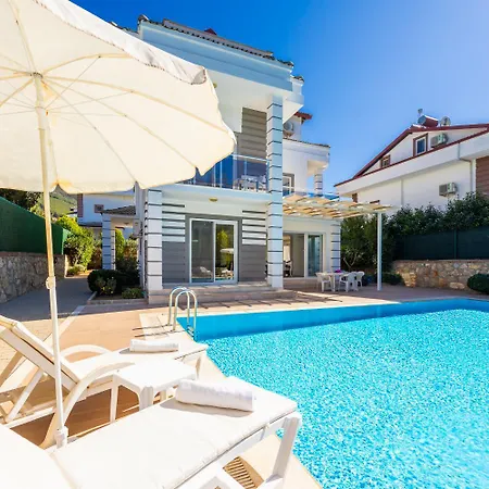 Four Seasons أولدينيس